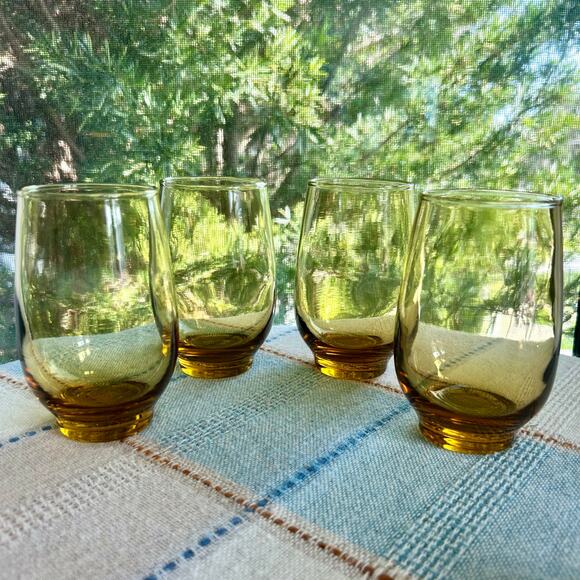 Vintage Mid-Century Amber Glass Tumblers – Set of 4 Lowball Style Glasses - Picture 4 of 10